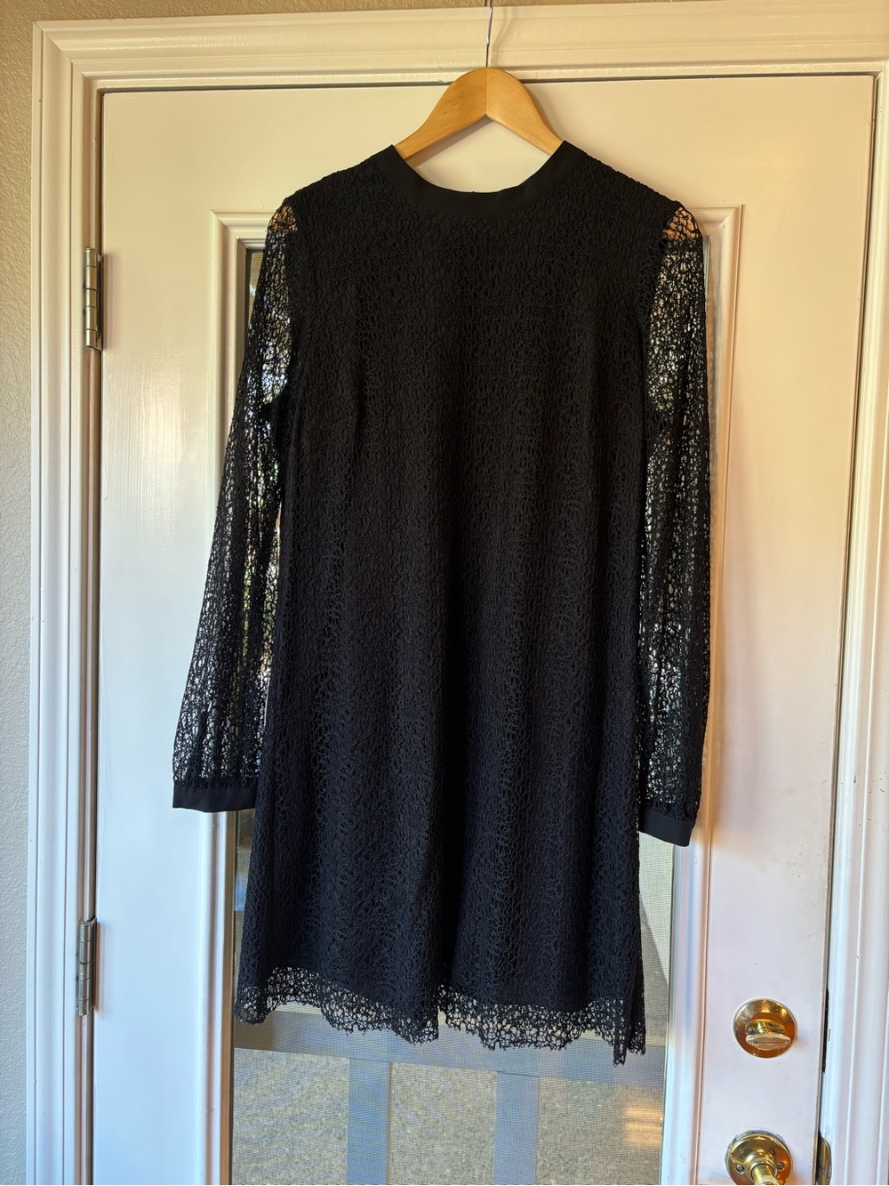 CeCe Black Lace Long-Sleeve Shift Dress